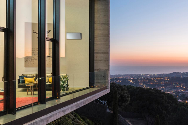 Daikin Inverter Klimaanlage, Stylish, Wandgeräte, FTXA Serie von 2,0 kW - 5,0 kW in allen Farben